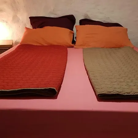 Hostal Cueva Puerta Del Sol