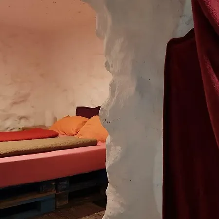 Cueva Puerta Del Sol Hostal *