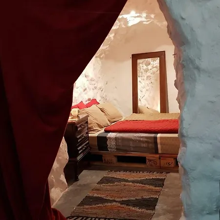 Cueva Puerta Del Sol Hostal *