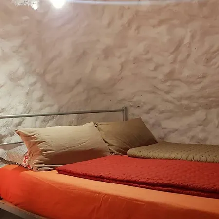 Cueva Puerta Del Sol